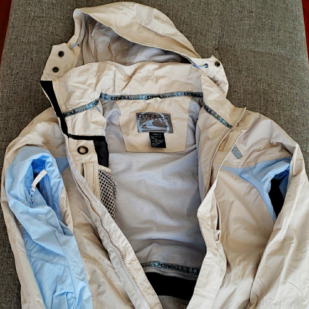 Ladies hooded ski jacket